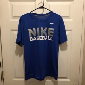 Mens Nike Baseball shirt in size S. It is blue color